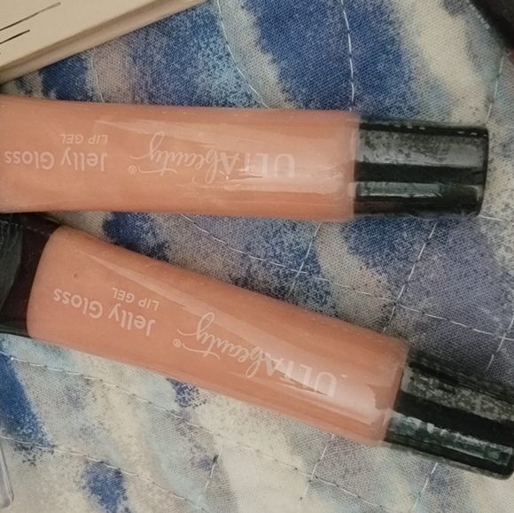 ππBUNDLE and SAVE Ulta makeup and cosmetic bag!!!π₯°π - Picture 7 of 7